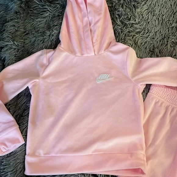 Nike velour sweatsuit 3T pastel pink jogger hoodie set just like